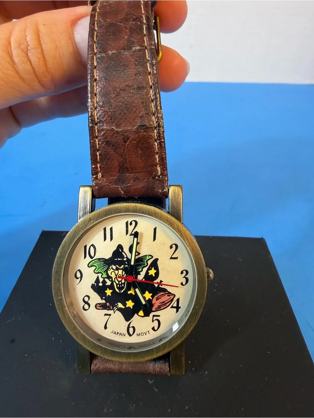 Vintage-Style Brown Leather Witch Watch for Men